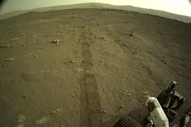 NASA分享“毅力号”拍摄的高清火星全景图图片