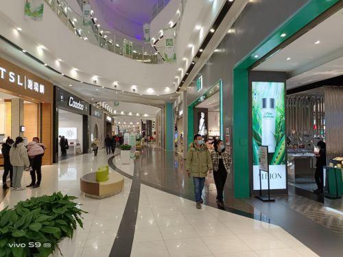 vivo S9评测：时尚轻薄5G旗舰，暗夜轻松照亮你的美