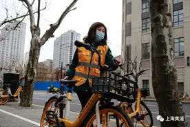 共享单车女运维，服务好市民的绿色出行是她的小小心愿图片