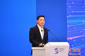 李彦宏最向往的“AI梦”：未来每个人都有专属智能助理图片