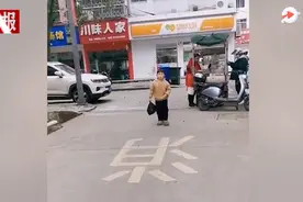 6岁小男孩给怀孕妈妈买卫生巾，妈妈：他觉得我难受就需要用图片