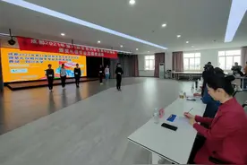 成都大运会选拔升旗手和颁奖礼仪，参选者：向世界展现成都大学生风采图片