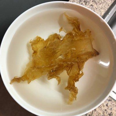 瑶柱蚝豉花胶汤 瑶柱蚝豉煲汤的做法