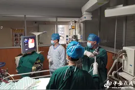中国科大附一院（安徽省立医院）成为安徽首家“中国医师协会体外生命支持规范化培训基地”授牌单位图片