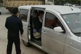 “神车”来珠海龟速行驶被警察盯上！打开车门吓了一跳图片