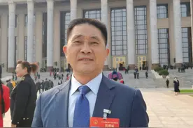 全国人大代表李舒强：建议加快原中央苏区革命老区县普通高中的教育发展图片