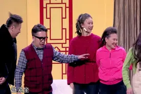 欢乐喜剧人：姐妹仨跳舞，大姐一出马，孟鹤堂直接笑出屏了