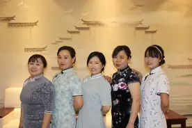 中建三局：工地“铁娘子”的旗袍换装秀图片