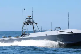 AI助力人机一体化作战 全球超60个国家军队装备军用机器人图片