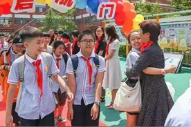 全国模范教师胡廷香：“女铁人”八年改变一个村小图片