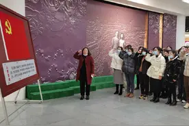 江苏泰兴延令街道：传承红色基因 争当巾帼典范图片