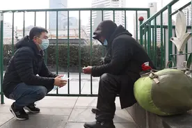 流浪上海25年，当年负气出走的男孩该如何回家？图片