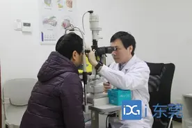 高度近视且常感觉眼睛疲劳，一查已是青光眼晚期图片