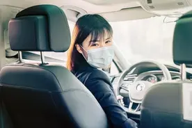 滴滴2020年新增女性网约车司机超26万，车技服务不输男性图片