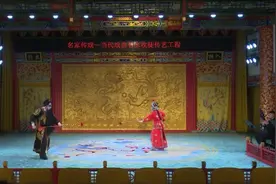 周末京剧演绎两种女性：杨排风棍打焦赞，杨贵妃哀怨醉酒图片