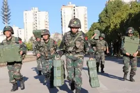 这些就是特战女兵的训练日常图片