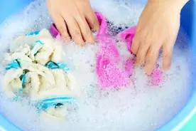 洗衣服、床单，加点“料”更健康，白衣不泛黄、杀菌除螨，超实用图片