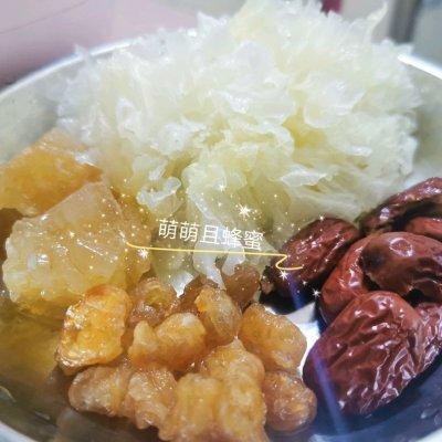 花胶桃胶雪耳炖牛奶 2026年桃胶花胶炖牛奶有什么好处 花胶桃胶雪耳炖牛奶 2026年桃胶花胶炖牛奶有什么好处