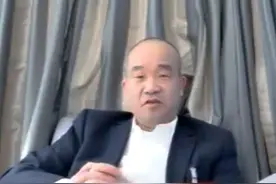 武大校长谈清北学生公务员热：合理现象，并非是浪费人才视频封面
