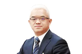 全国人大宪法和法律委员会副主任委员周光权：不纵不枉不偏不倚 依法准确打击黑恶犯罪图片