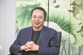 全国政协委员、360集团创始人周鸿祎：数字化转型升级是必答题图片