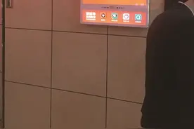 资本推动，在线教育培训机构广告无处不在图片