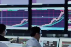 中国财富报道|基金“抄底”资金来了：暴跌中狂买120亿元ETF，建仓这些品种视频封面