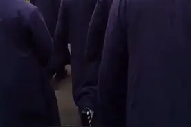 道教学院学生穿道袍上学，视频走红网络！网友：教御剑飞行吗？图片