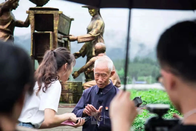 保持热爱，奔赴山海——记明院青春榜样辛佳媛