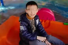 消失的孩子：陕西一男童失踪15天后遗体出现在邻居家，13岁嫌疑人被警方控制图片