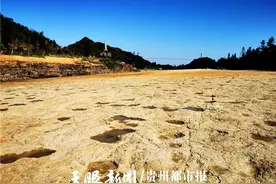 “油炸豆腐石”谜底揭开！贵州发现神秘地质奇观图片