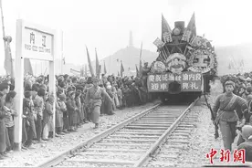 新中国第一条铁路见证成渝“双城梦”图片