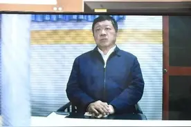 被控收受千万余元！山东警察学院原党委书记张春义受贿案开审图片
