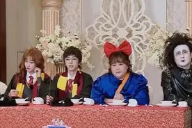 宋亚轩把王一博认成吴君如 粉丝急忙解释：孩子近视图片