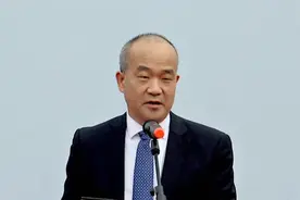 大学何为｜武大校长窦贤康：人才建设是衡量大学的核心指标图片