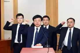 刘运任潍坊代市长图片