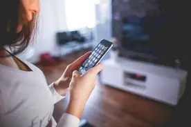 央视揭秘赚钱APP套路：忙活整整一天赚了2.3元图片