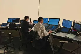 沙尘暴降低能见度，北京大兴机场四条跑道全部启动图片