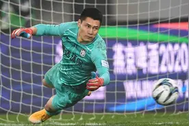 门将位置竞争激烈，杜佳为何选择海港？图片