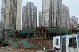 楼市315｜交房期限将至，项目迟迟不能完工，克拉美丽山庄二期业主：何时才能拿到房子？图片