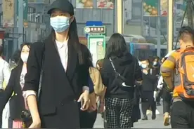 30秒丨今天成都有多热？气温高达26℃，热得让你像是在过“夏天”视频封面