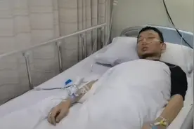 生母回应姚策进入临终关怀状态：因胃出血，吃不上靶向药视频封面