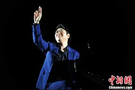 钢琴家郎朗：走过“至暗时刻”，人生是一场马拉松图片