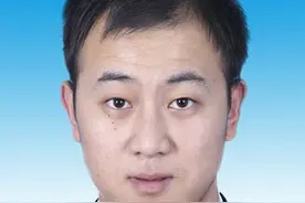 援疆一年，他从“白面书生”变成了“小老头”图片