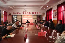 武汉市江夏区第一初级中学与高校牵手 协同育人图片