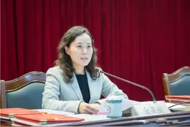 上海“80后”女干部狱中忏悔：以为老板们是在追我图片