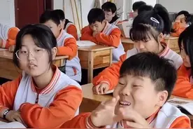 知识点改编成歌曲！德州一历史老师突然走红图片