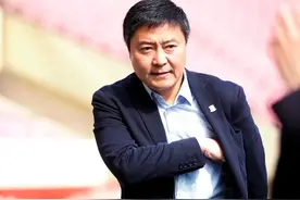 低调、追求性价比、合理投入，吴晓晖的“引援买菜论”获认可图片