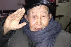 77年党龄老党员刘克群：战友的友情比亲兄弟的友情都深 他可以给你互相之间挡子弹图片