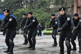 超燃！60秒直击重庆特警实战大练兵图片